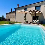 Boutique House Istria With Pool And Fireplace